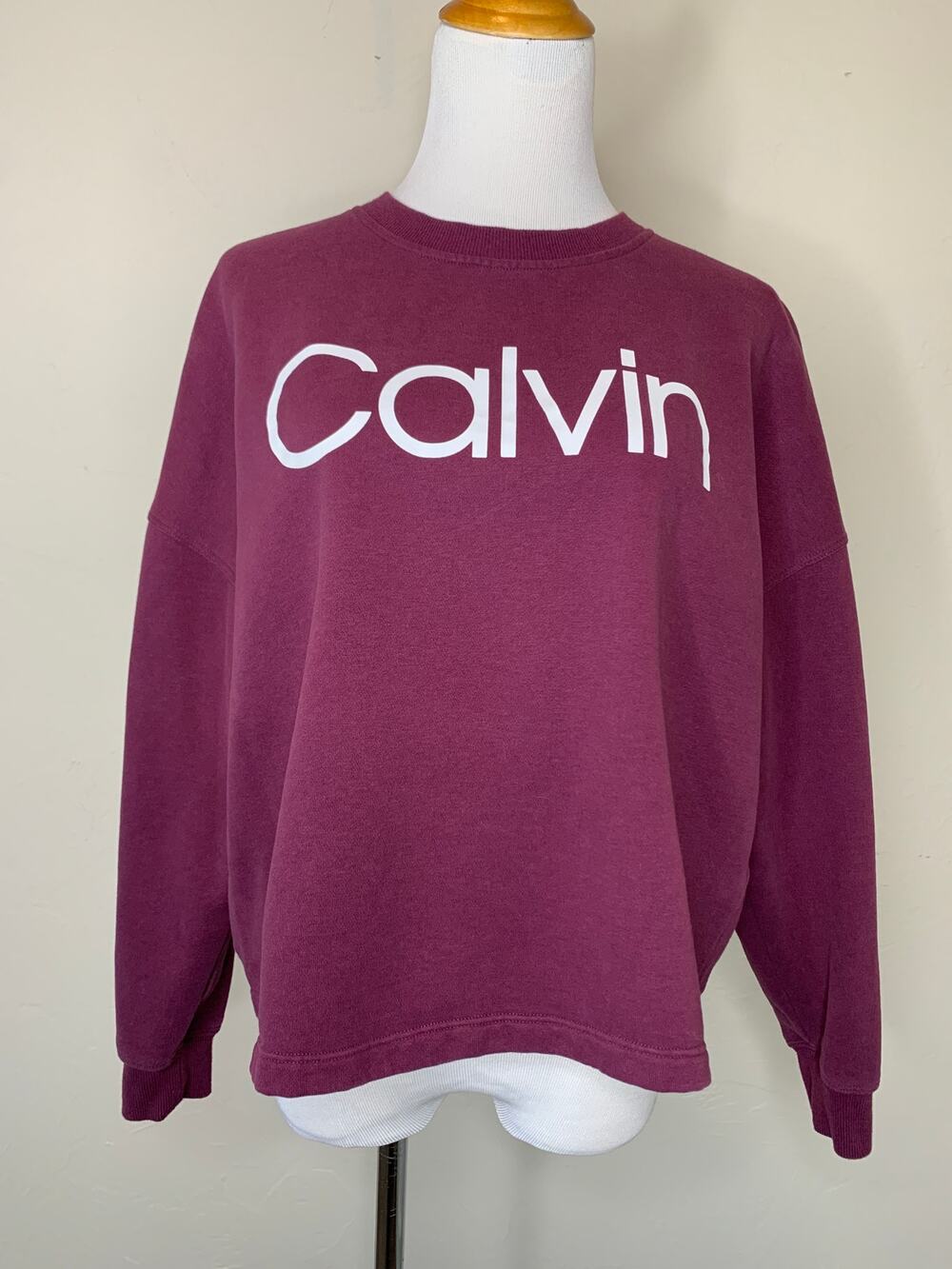 Calvin Burgundy White Spellout Cropped Sweatshirt Sz Medium
